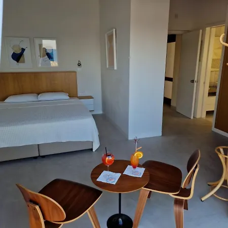 Y & P Hotel Latchi