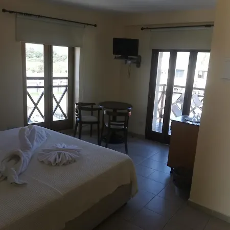 Hotel Y & P