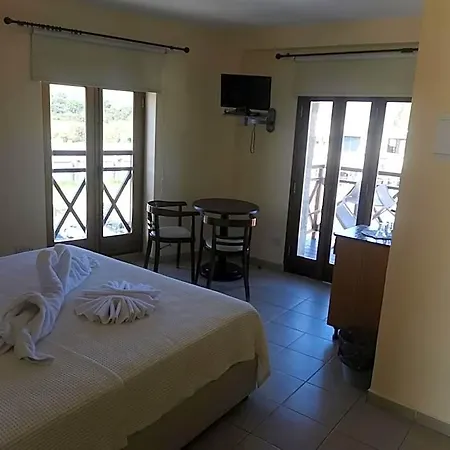 Hotel Y & P