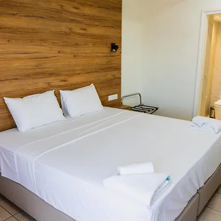 Y & P Hotel Lachi